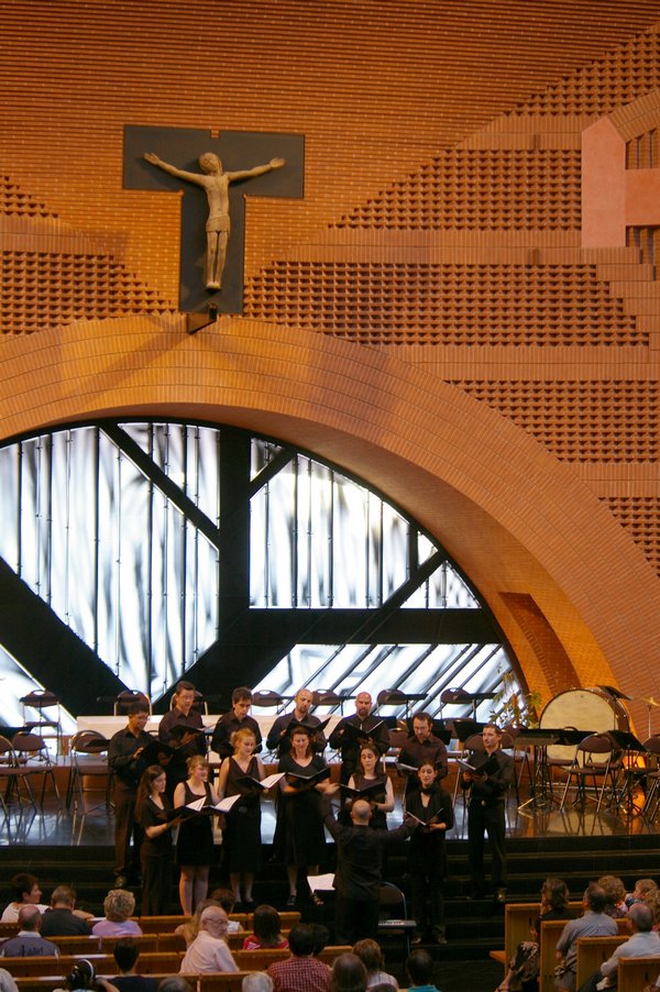 Fete de la musique 2008 - Ensemble Vocal les temps modernes 002.jpg